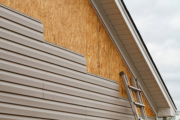 24/7 Emergency Storm Damage Siding Repair experts in Emlenton, PA